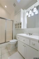 13424 Bedford Avenue, Omaha, NE 68164