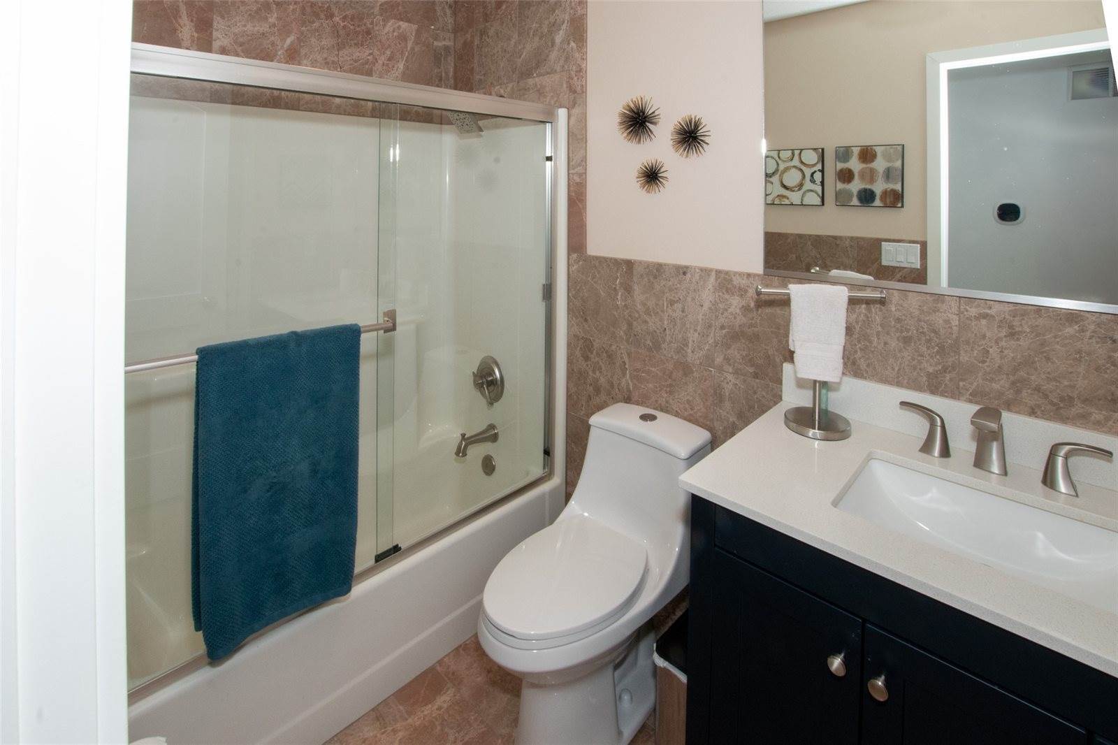 1190 South Willow Circle, West Des Moines, IA 50266