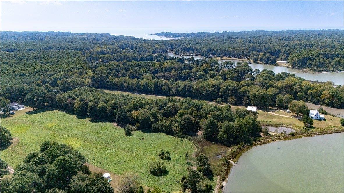 000 Horn Harbor Avenue, New Point, VA 23125