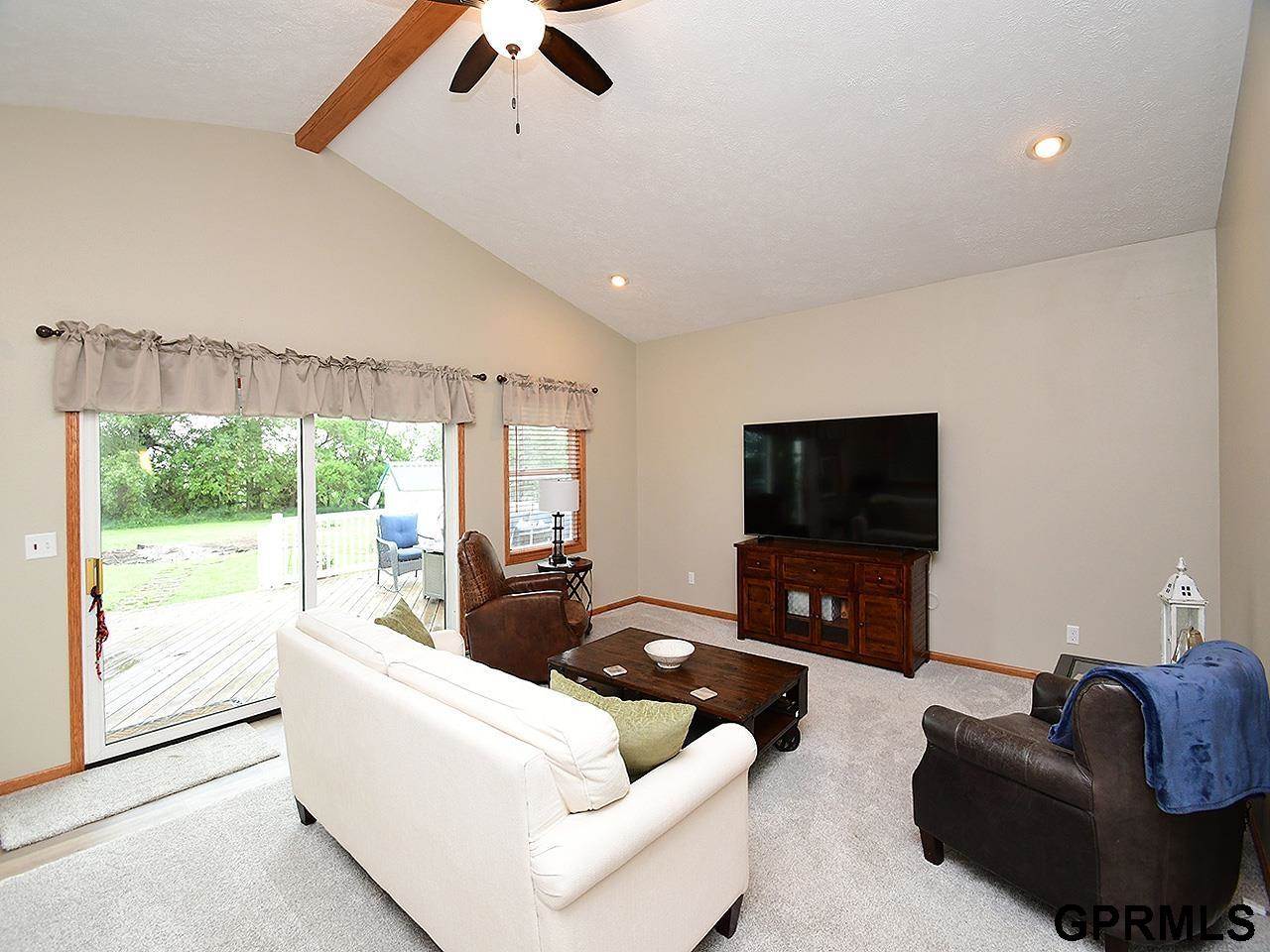 5025 F Road, Dunbar, NE 68346