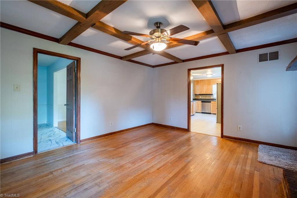 2702 Dumfries Road, Greensboro, NC 27407