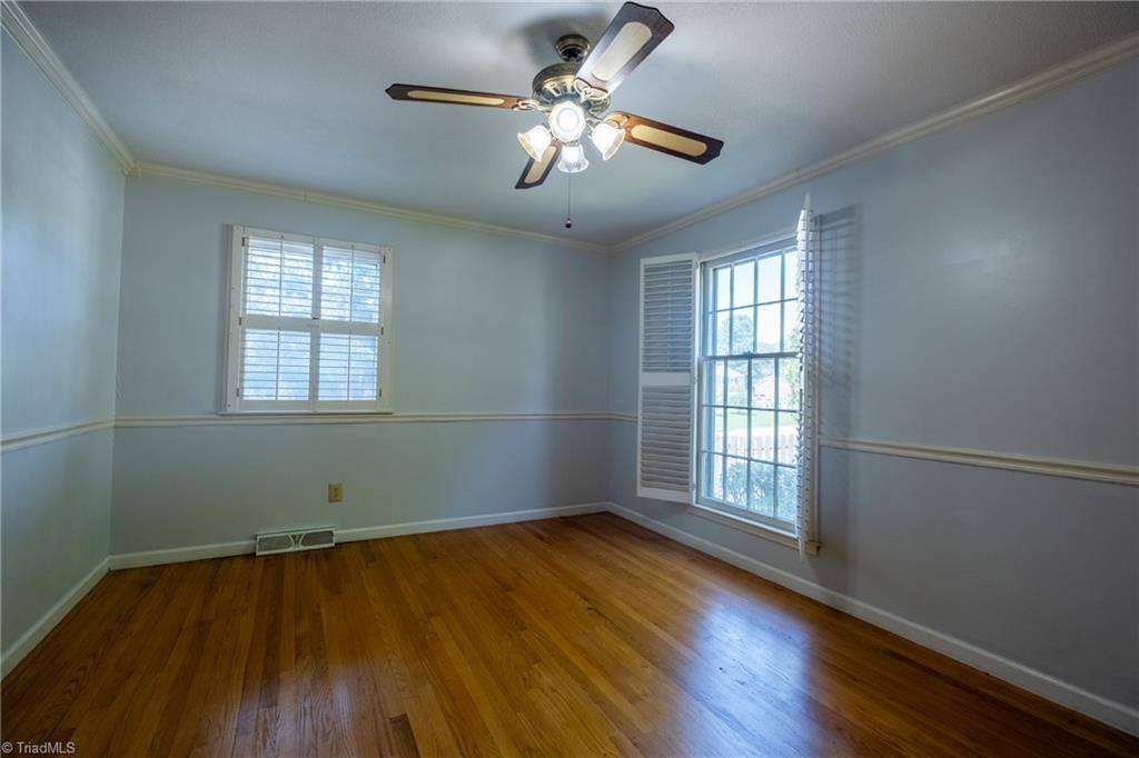 2702 Dumfries Road, Greensboro, NC 27407