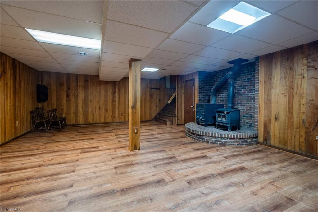 2702 Dumfries Road, Greensboro, NC 27407