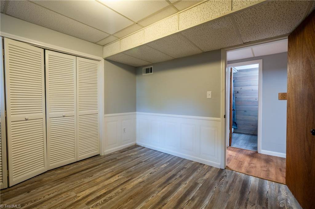 2702 Dumfries Road, Greensboro, NC 27407