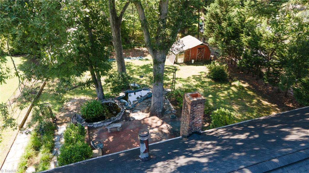 2702 Dumfries Road, Greensboro, NC 27407