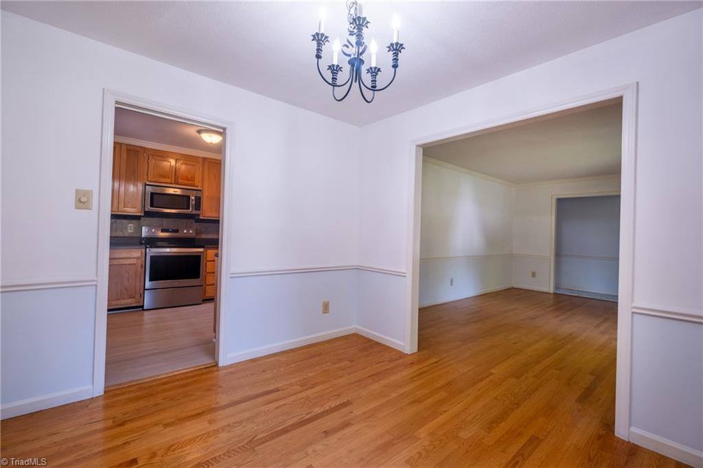 2702 Dumfries Road, Greensboro, NC 27407