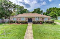 1301 Cornwall Drive, Ocean Springs, MS 39564