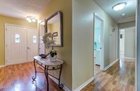 1301 Cornwall Drive, Ocean Springs, MS 39564