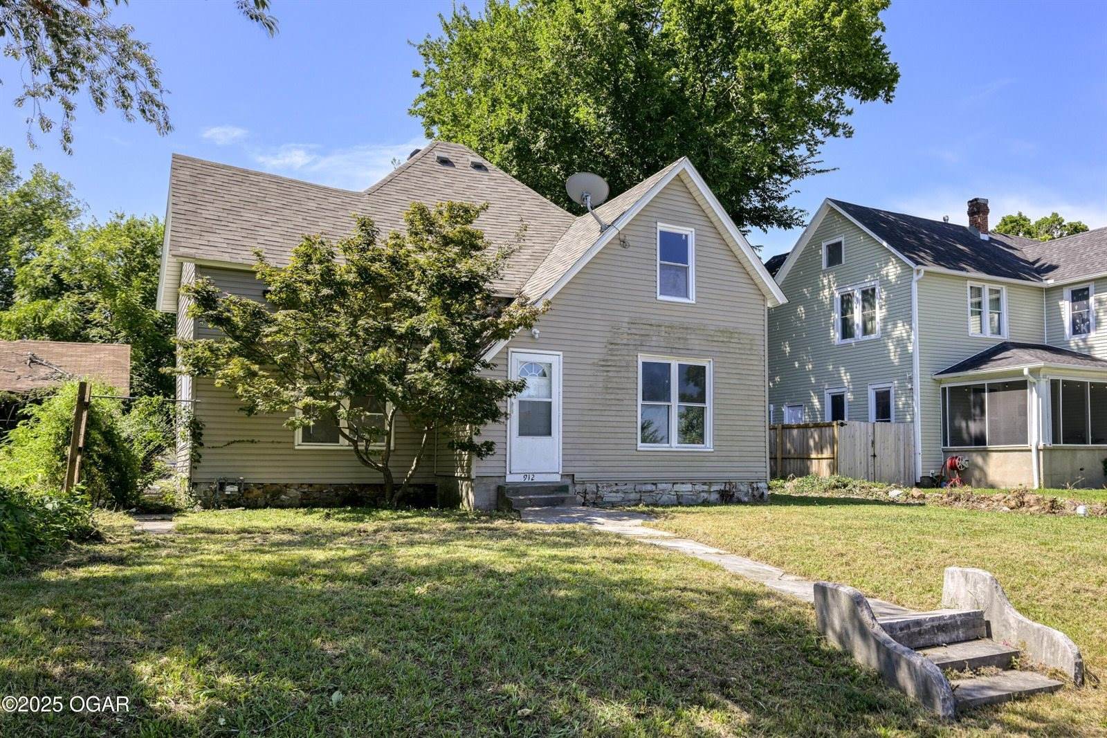 912 Olive Street, Carthage, MO 64836