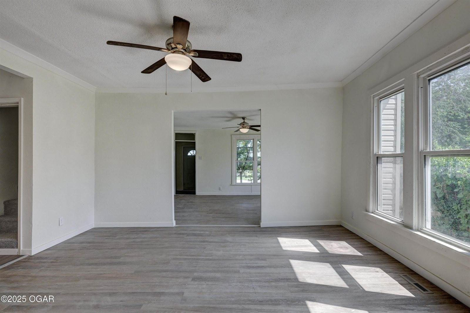 912 Olive Street, Carthage, MO 64836