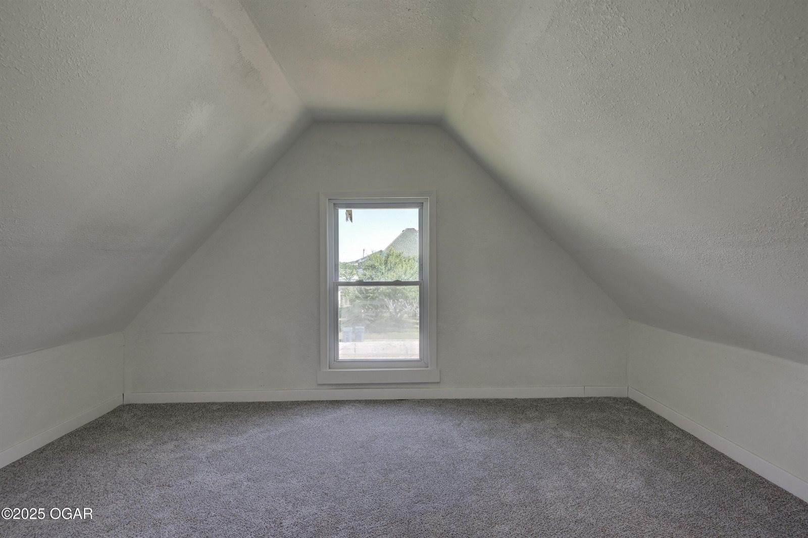 912 Olive Street, Carthage, MO 64836