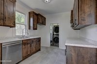 912 Olive Street, Carthage, MO 64836