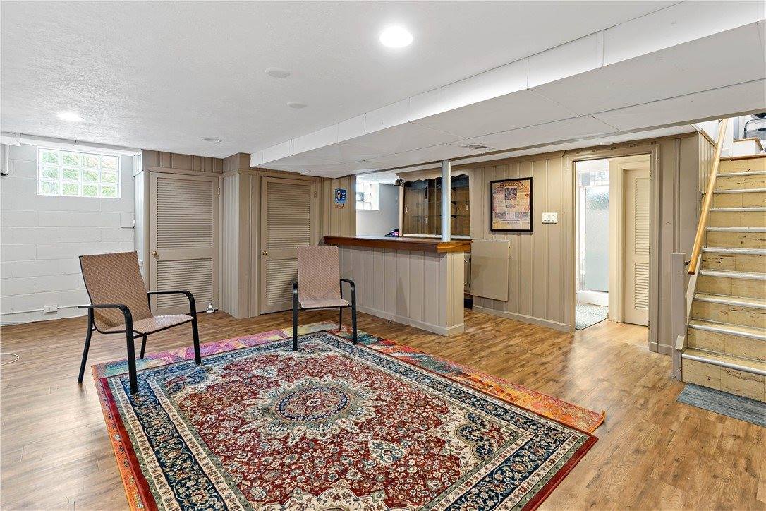 1514 Worcester Dr, Mt Lebanon, PA 15243