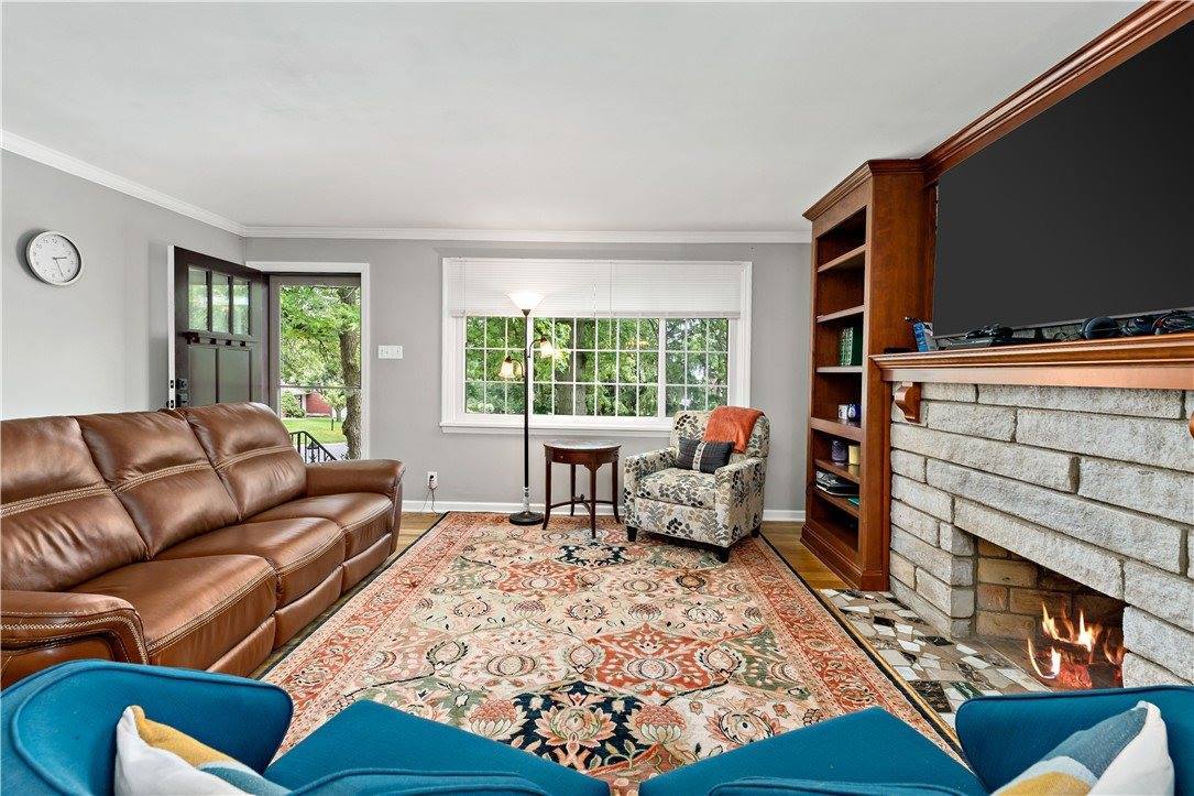 1514 Worcester Dr, Mt Lebanon, PA 15243