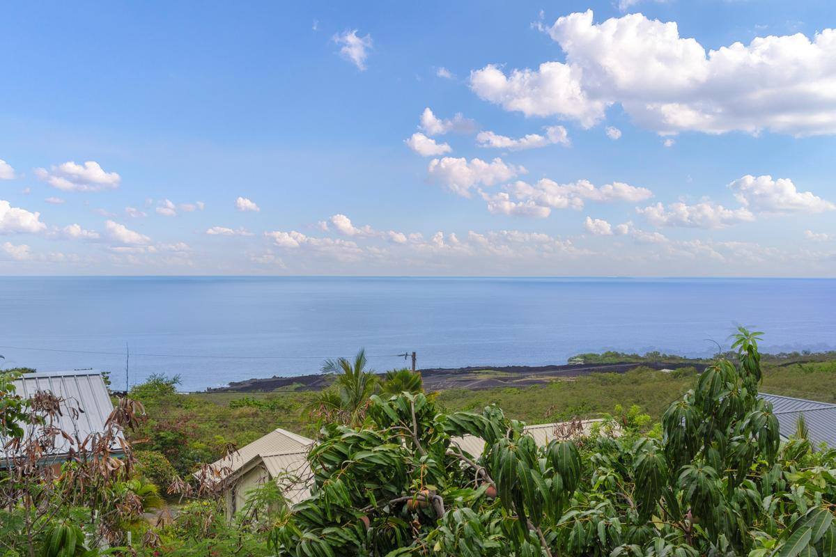 87-3205 Guava Rd, Captain Cook, HI 96704