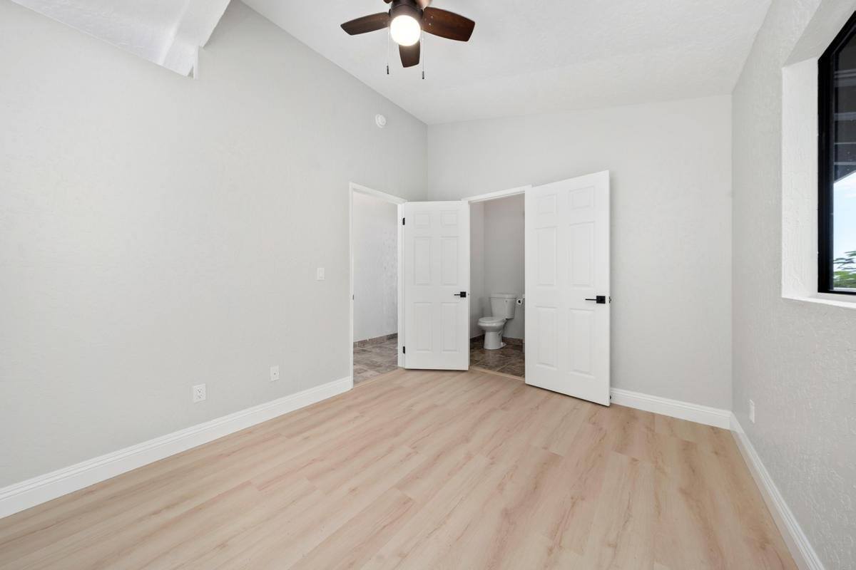 87-3205 Guava Rd, Captain Cook, HI 96704