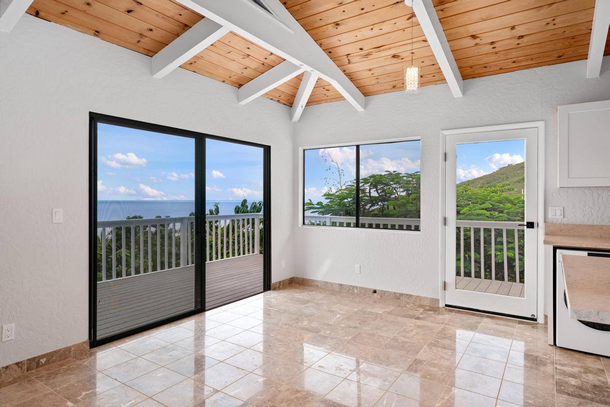 87-3205 Guava Rd, Captain Cook, HI 96704