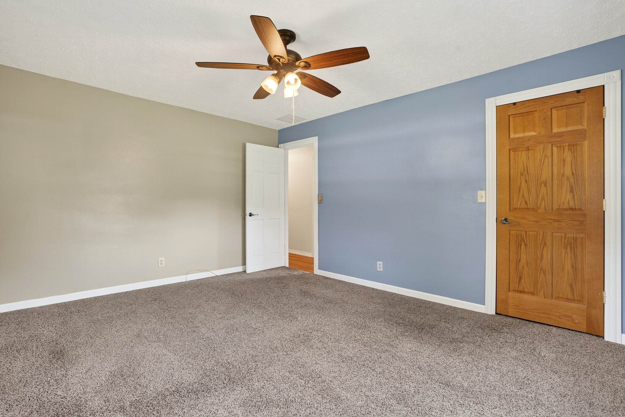 5733 East Grant, Terre Haute, IN 47805