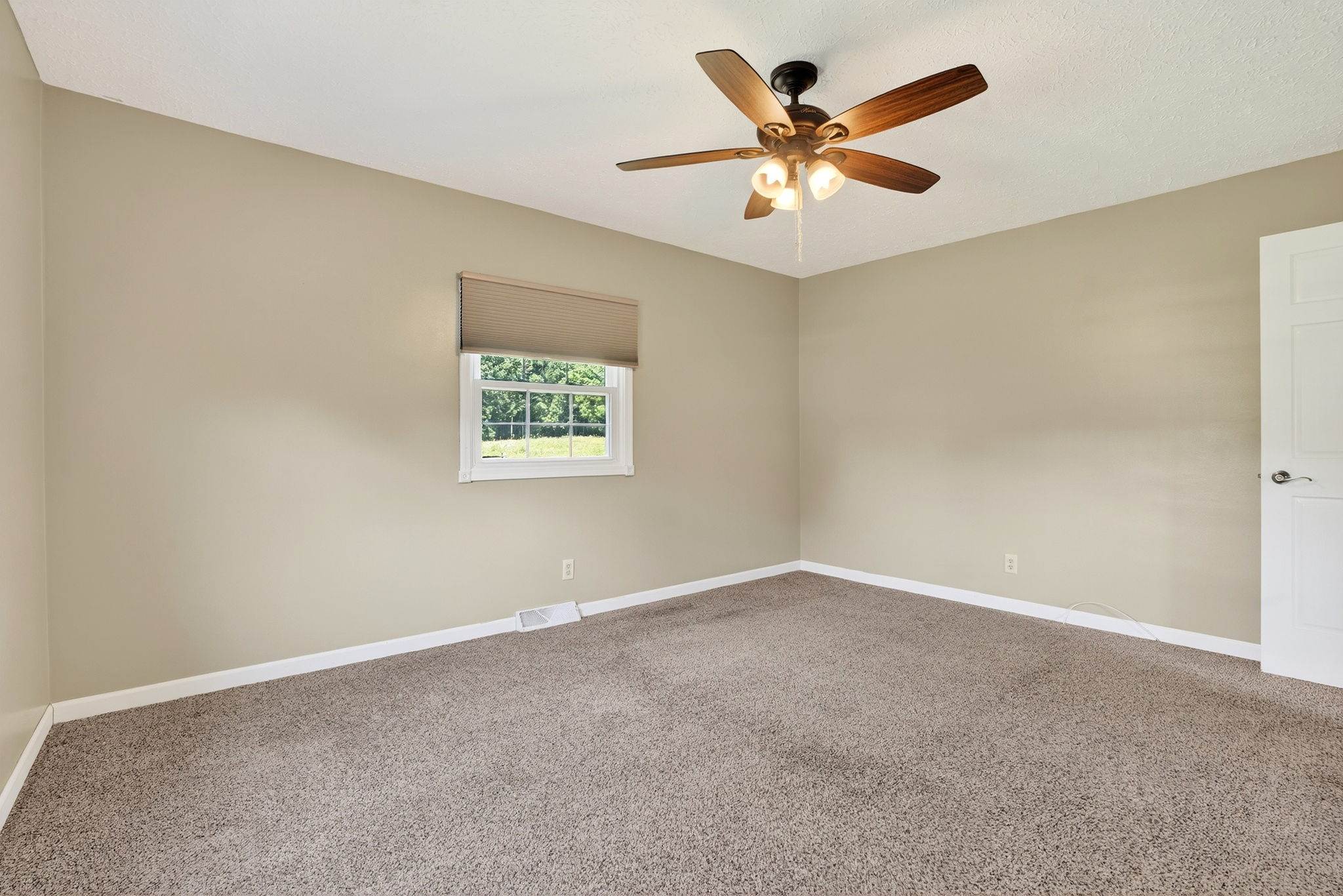 5733 East Grant, Terre Haute, IN 47805