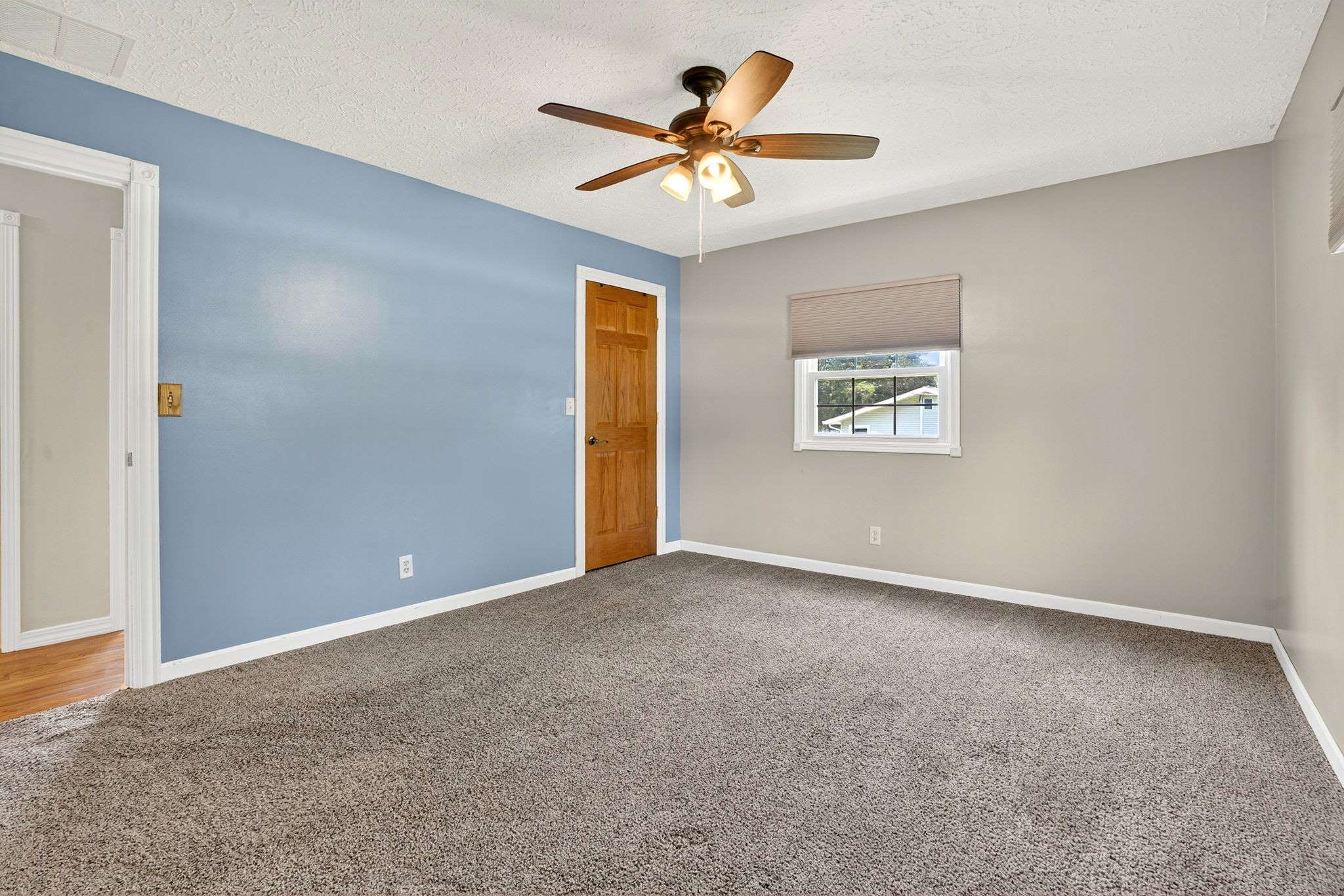 5733 East Grant, Terre Haute, IN 47805