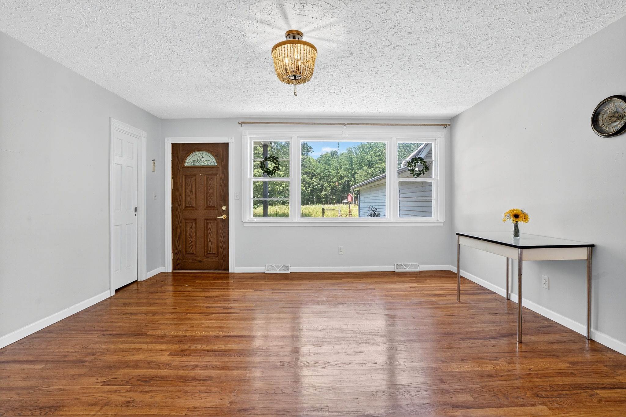 5733 East Grant, Terre Haute, IN 47805