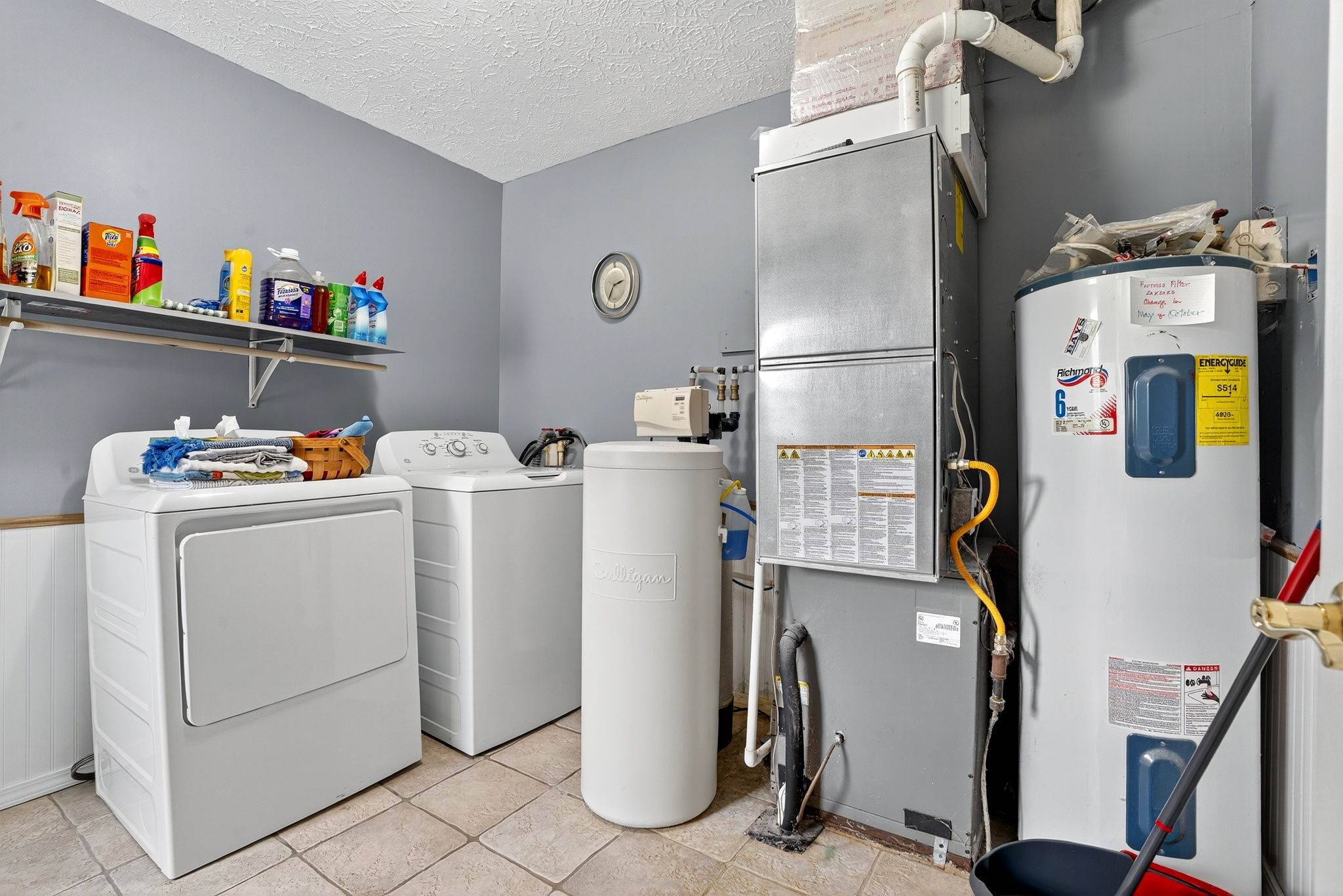 5733 East Grant, Terre Haute, IN 47805