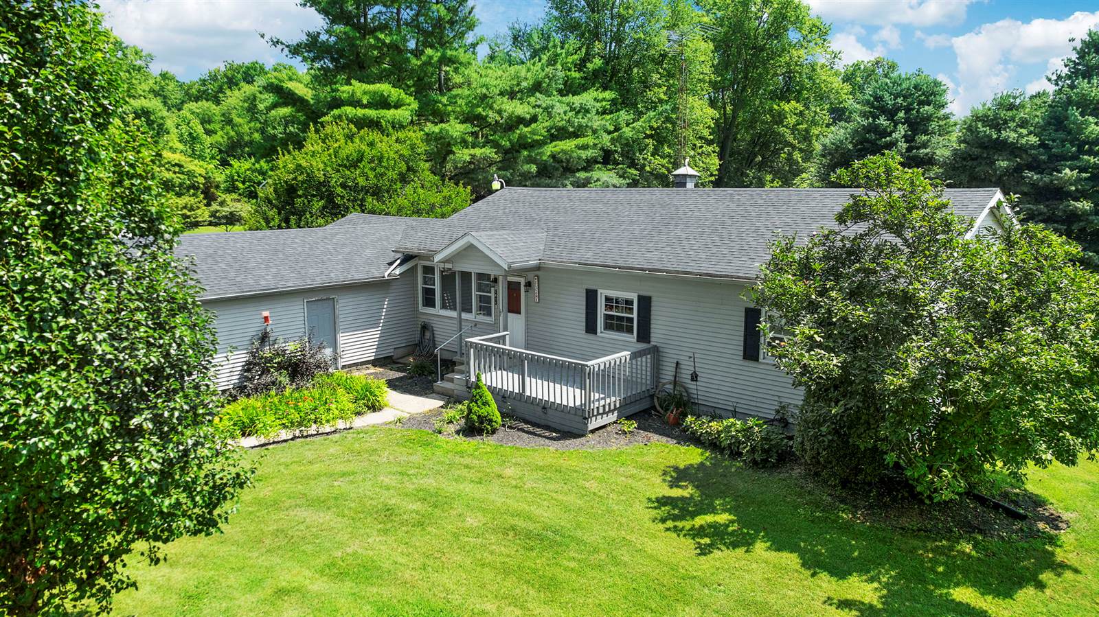 5733 East Grant, Terre Haute, IN 47805