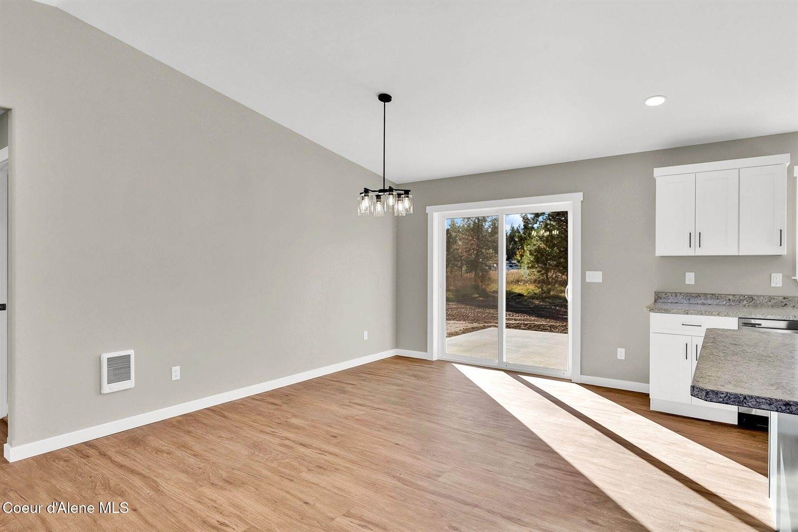 26 Pomelo Place, Moyie Springs, ID 83845