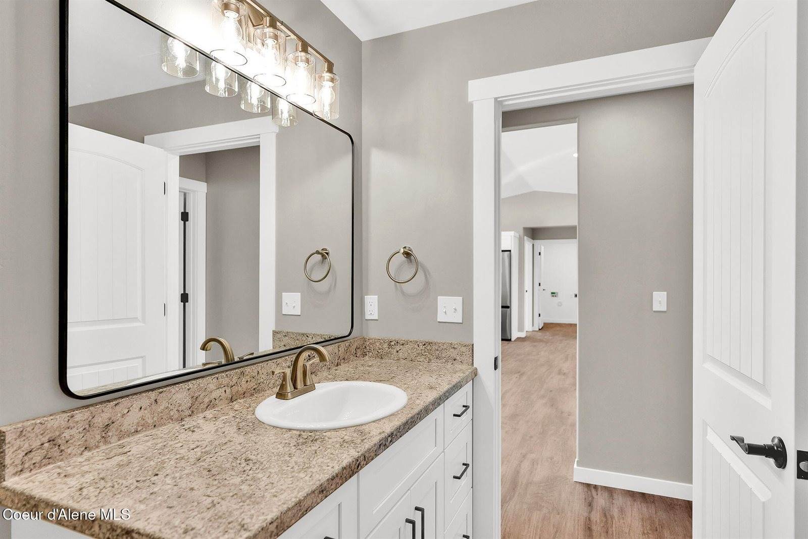 26 Pomelo Place, Moyie Springs, ID 83845