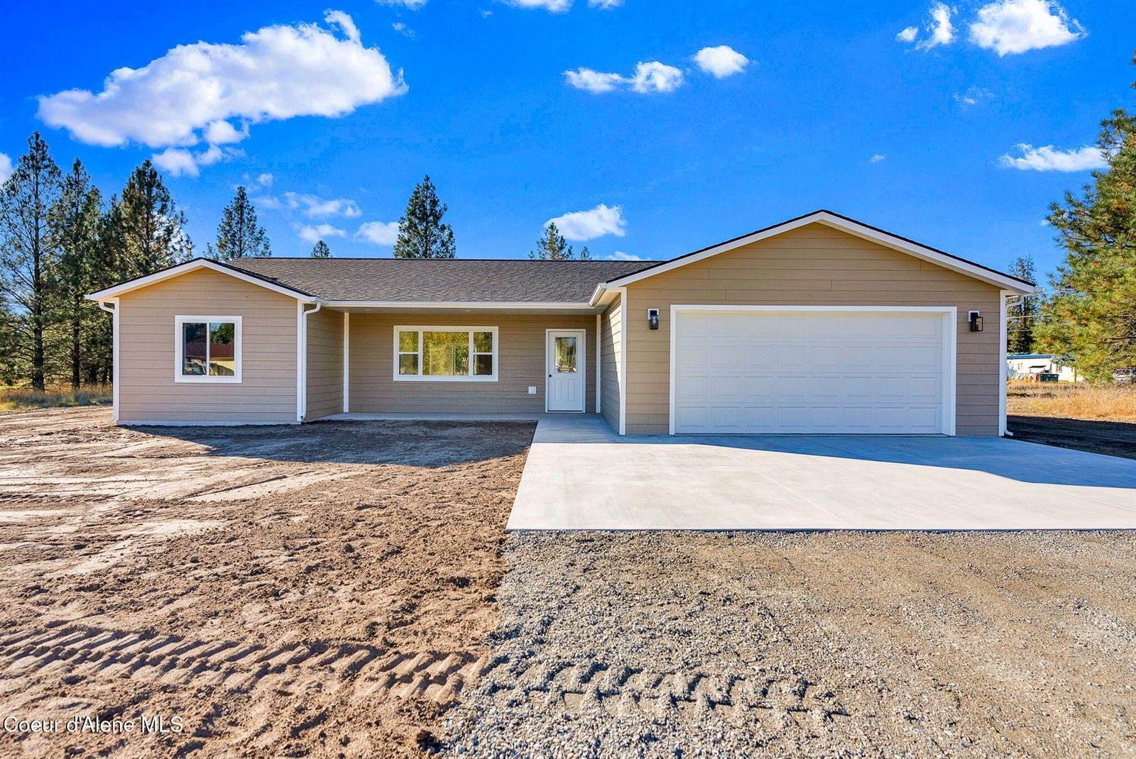 26 Pomelo Place, Moyie Springs, ID 83845