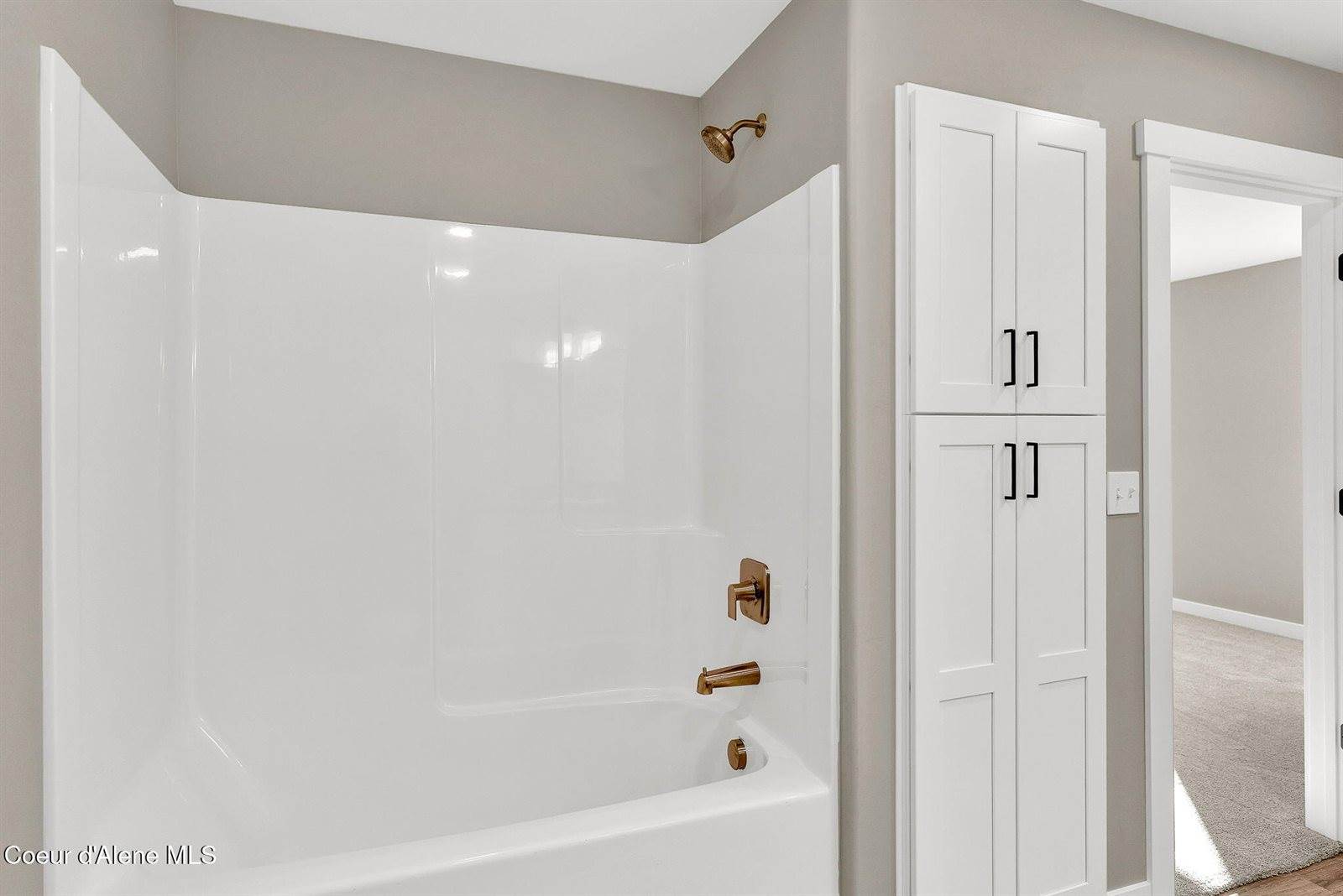 26 Pomelo Place, Moyie Springs, ID 83845