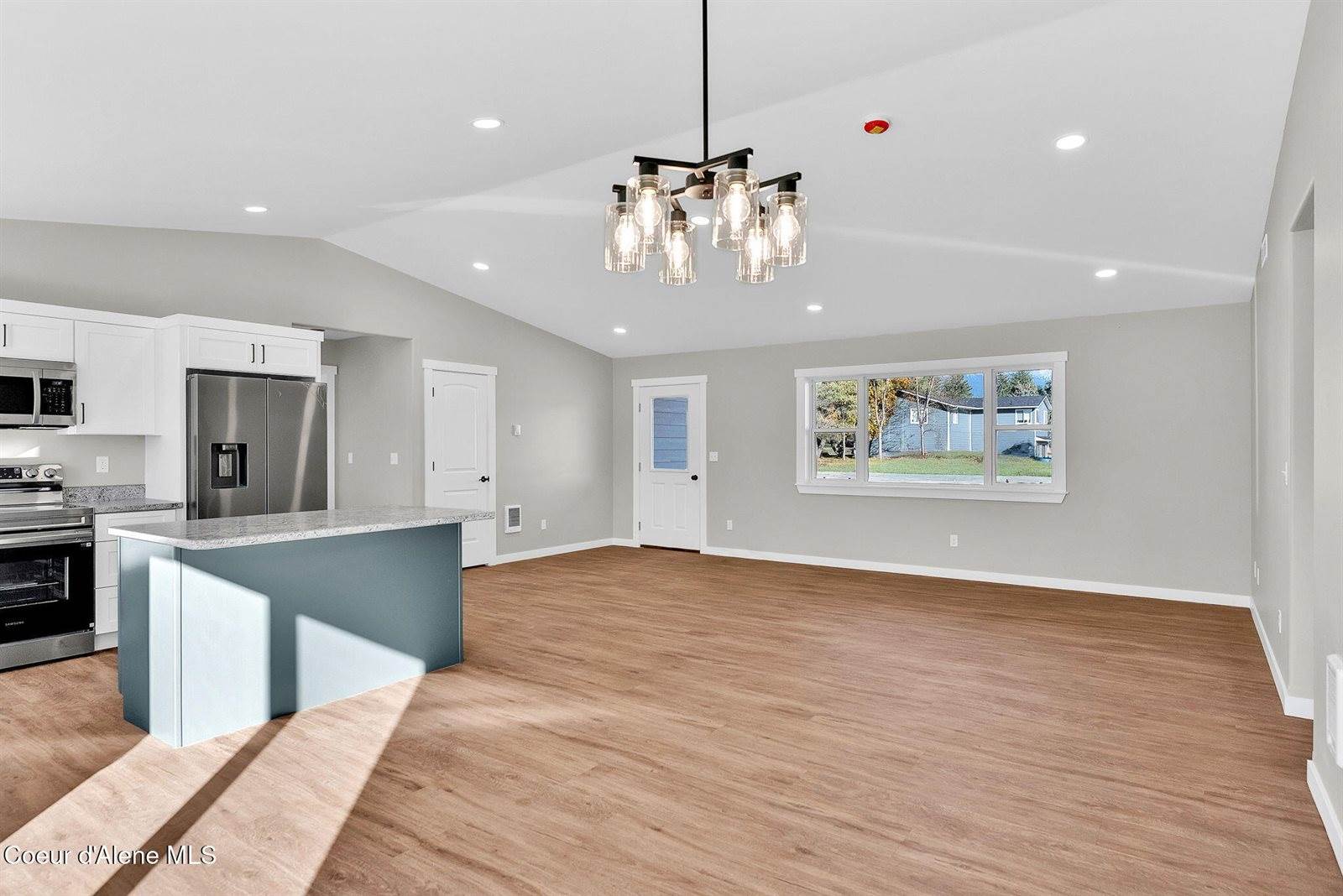 26 Pomelo Place, Moyie Springs, ID 83845