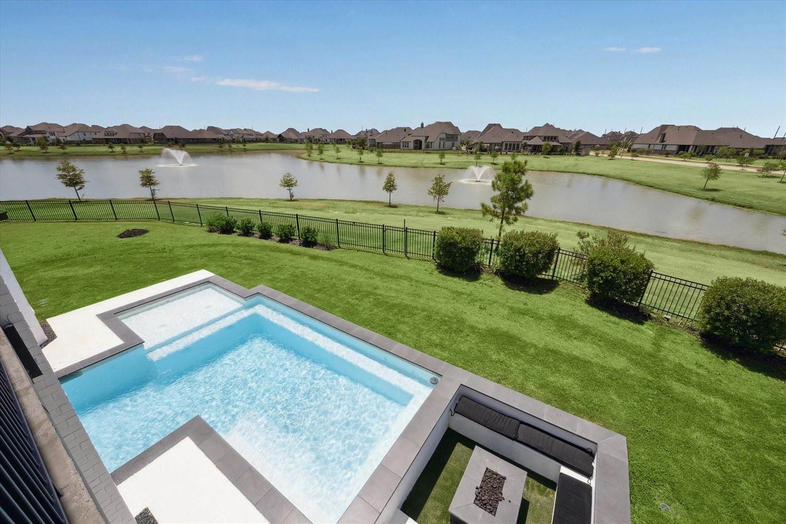 2703 Tarragon Crest Drive, Katy, TX 77494