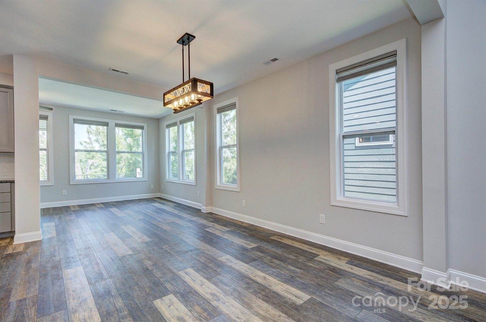 5527 Cheerful Lane, Charlotte, NC 28215