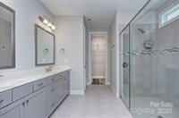 5527 Cheerful Lane, Charlotte, NC 28215