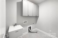 5527 Cheerful Lane, Charlotte, NC 28215