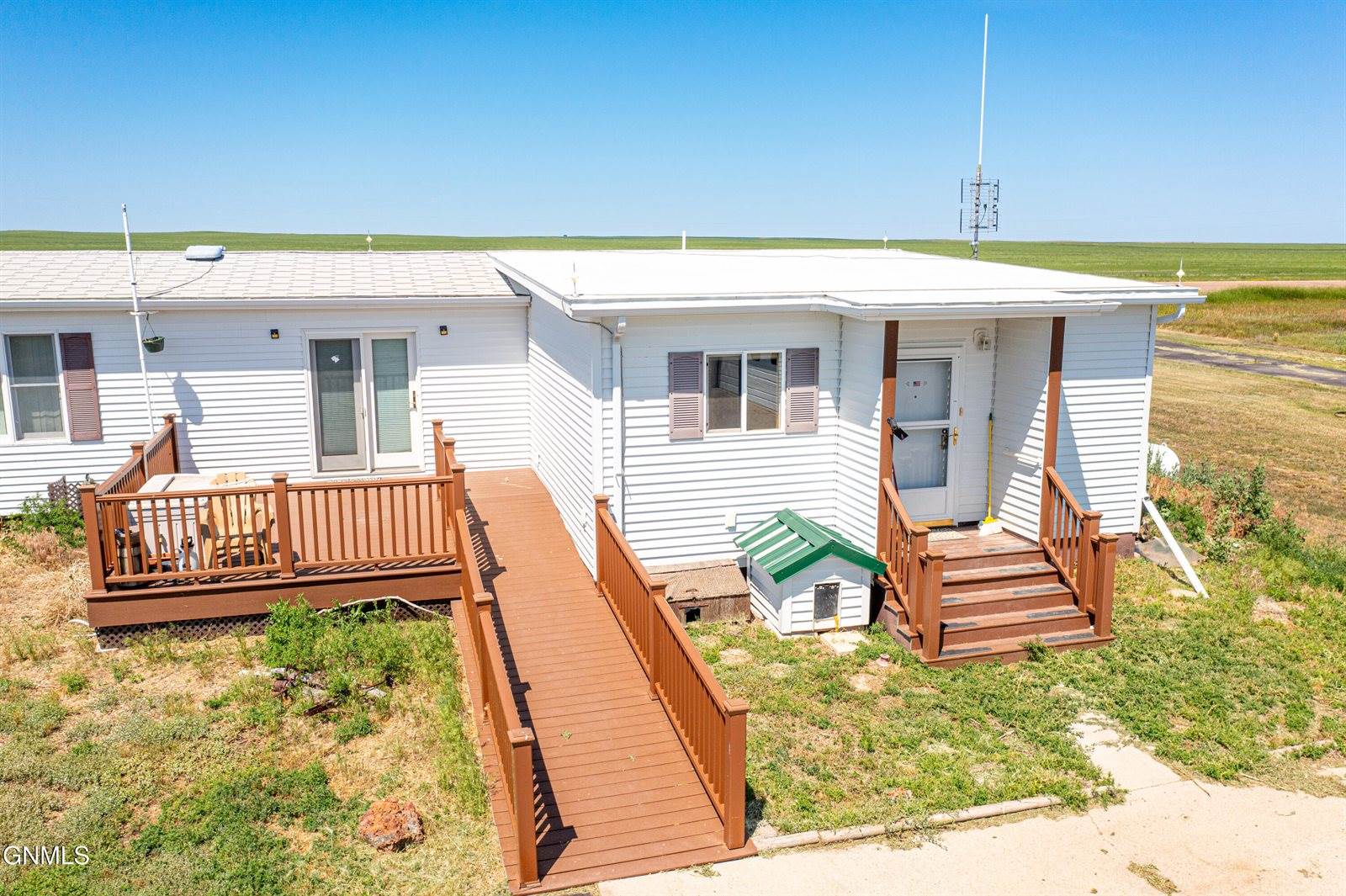 3943 Highway 334 North, Brockton, MT 59213