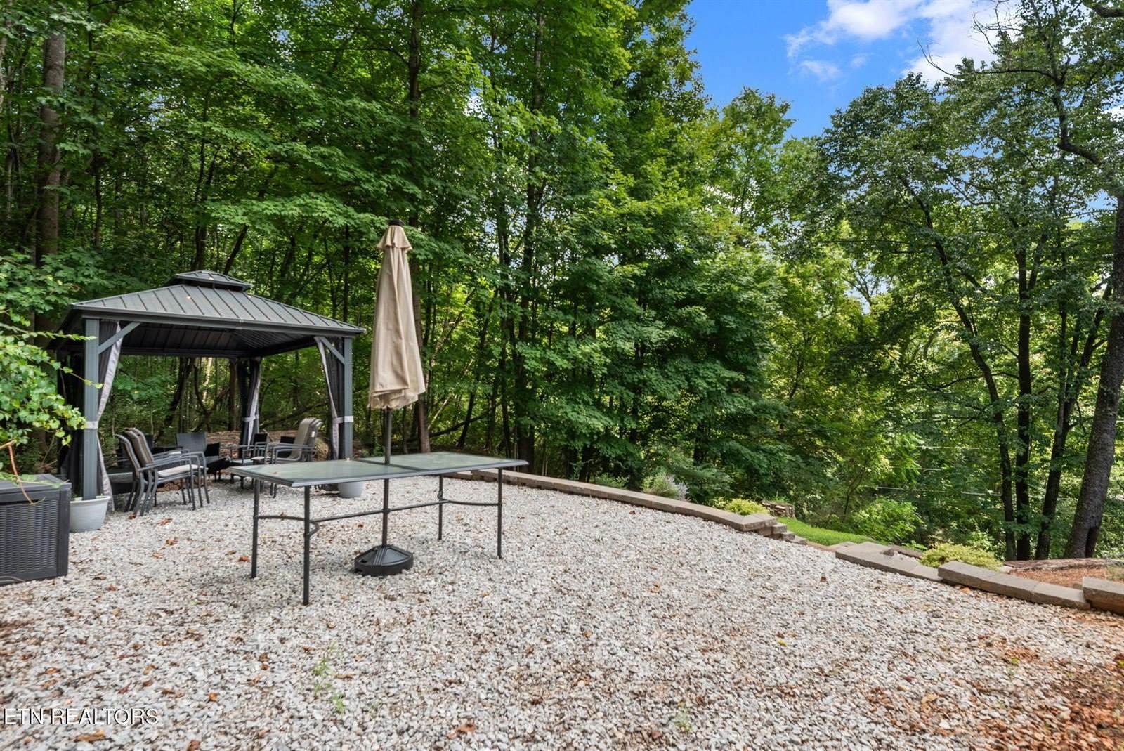 102 Bluff Rd, Kingston, TN 37763