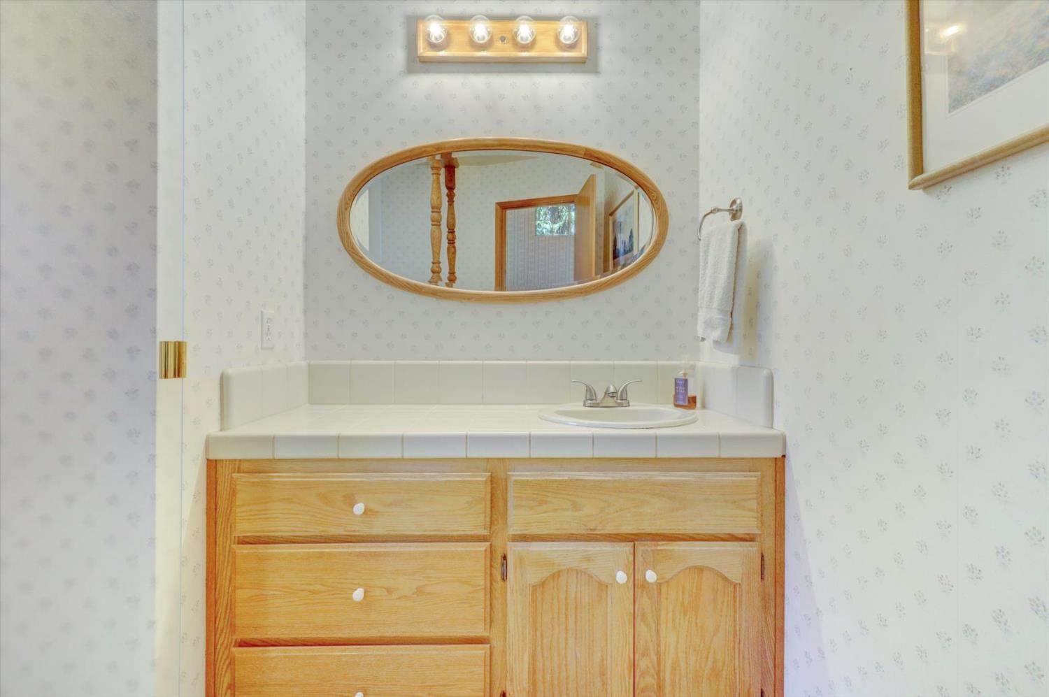 11312 Roosevelt Drive, Grass Valley, CA 95945