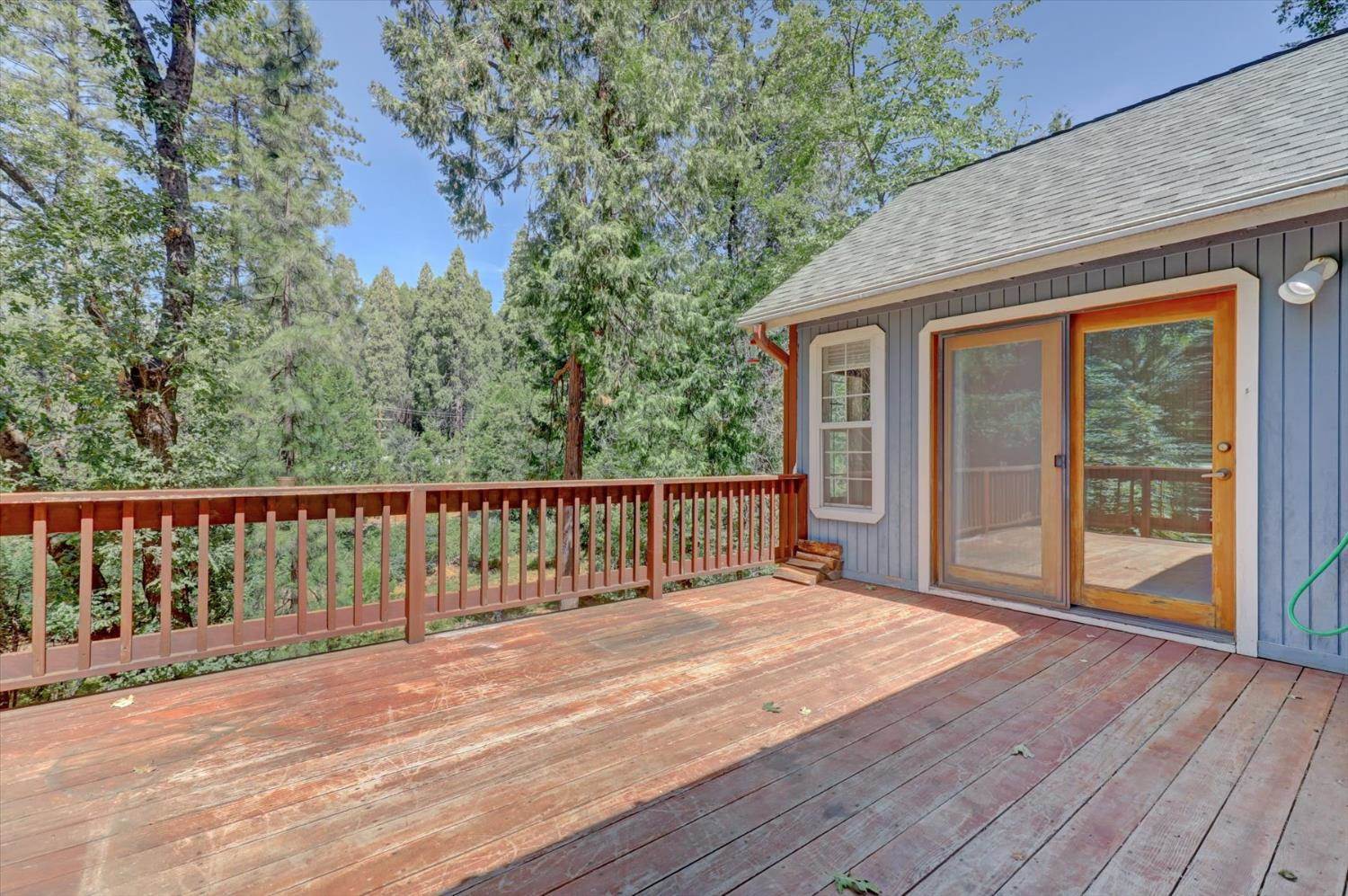 11312 Roosevelt Drive, Grass Valley, CA 95945