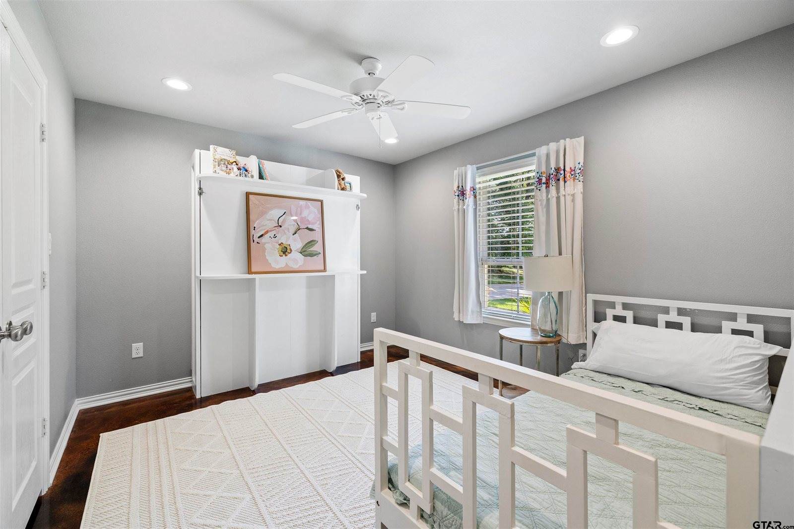 17948 Oakridge Ln, Flint, TX 75762