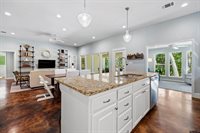 17948 Oakridge Ln, Flint, TX 75762