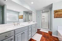 17948 Oakridge Ln, Flint, TX 75762