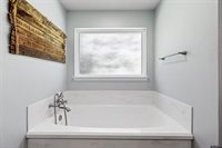 17948 Oakridge Ln, Flint, TX 75762