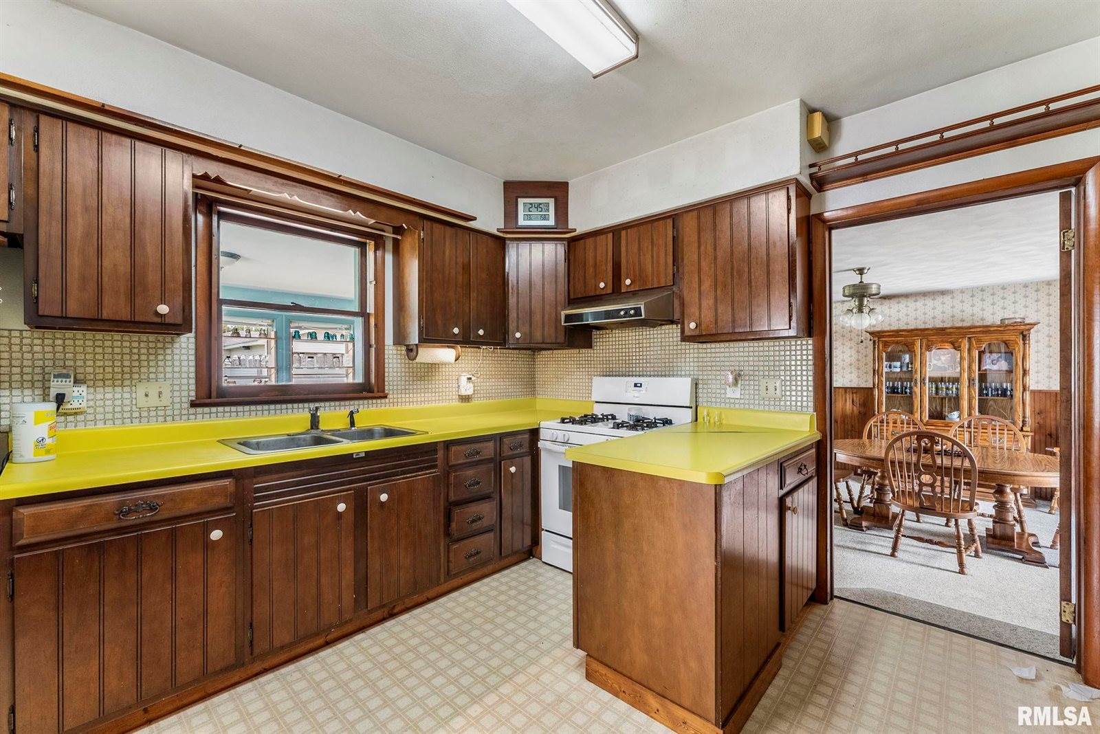 2576 285TH Avenue, De Witt, IA 52742