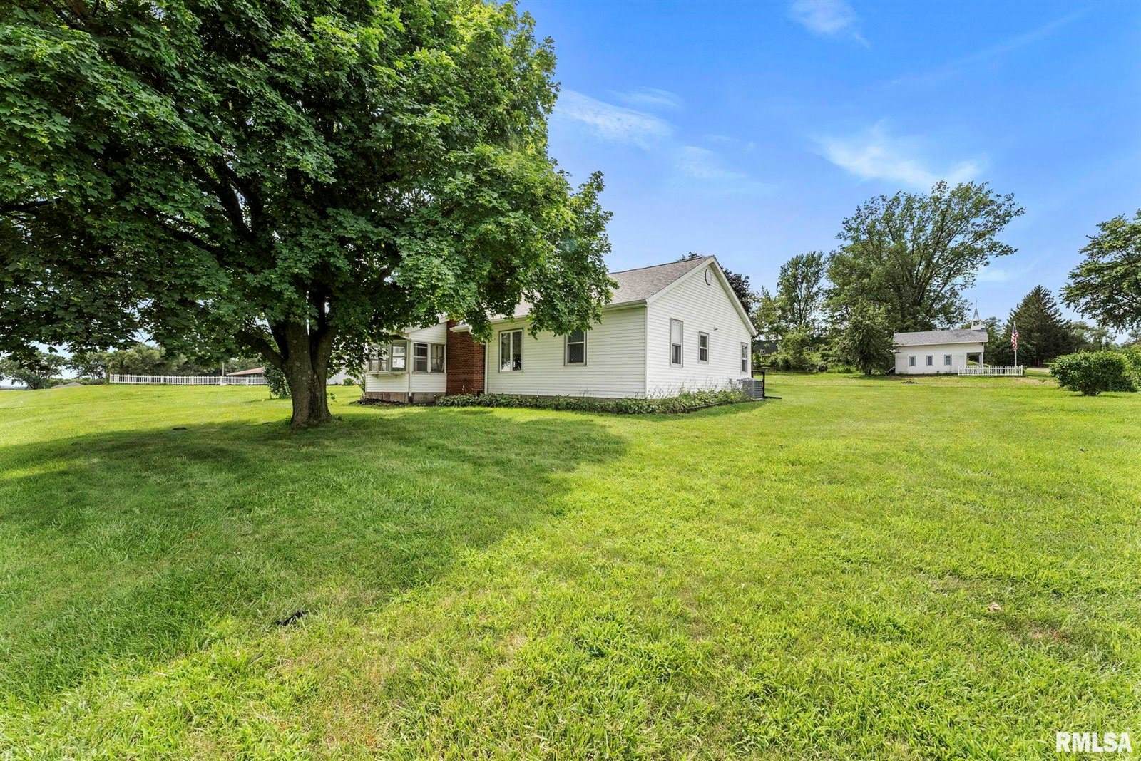 2576 285TH Avenue, De Witt, IA 52742