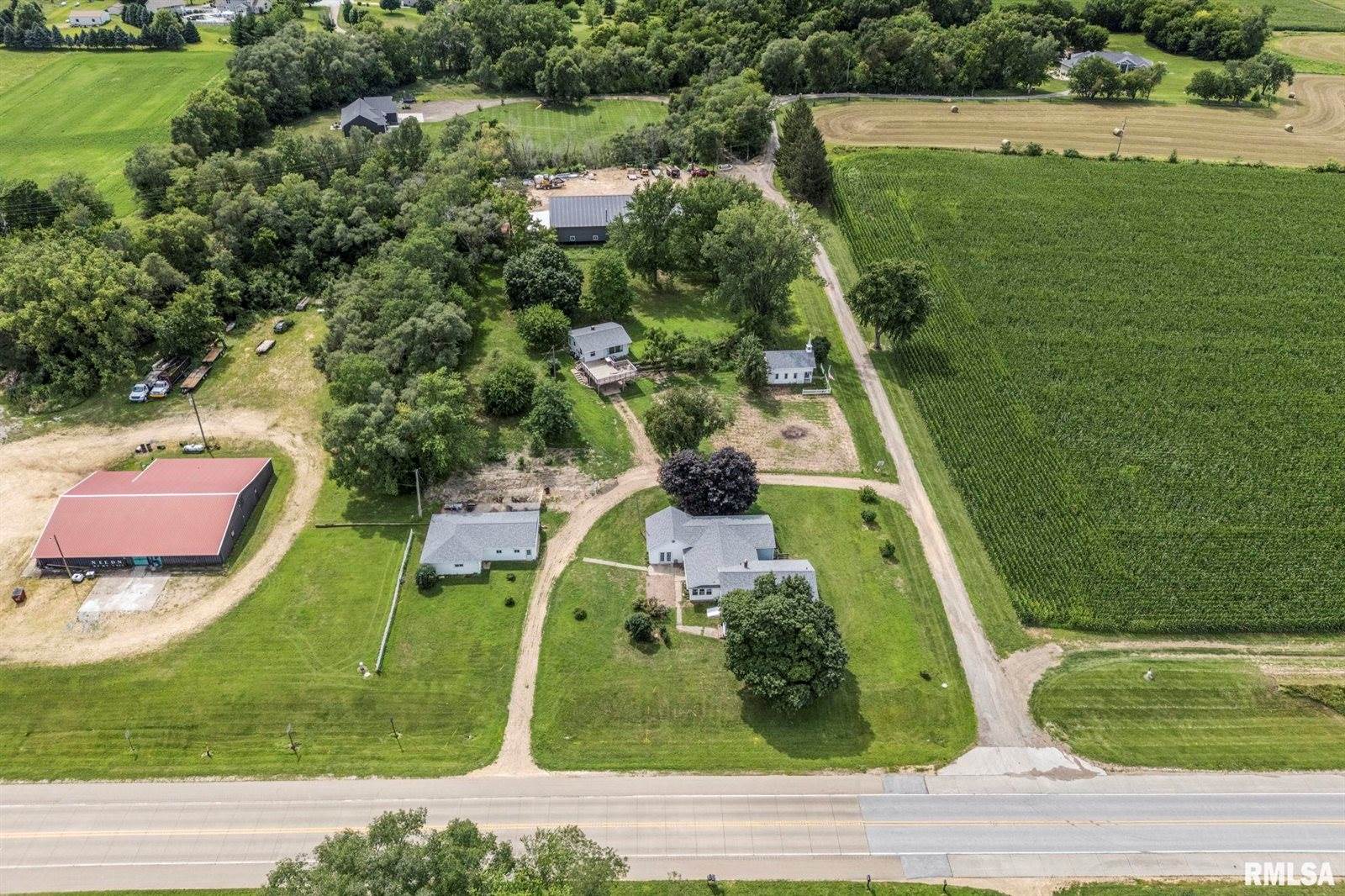 2576 285TH Avenue, De Witt, IA 52742