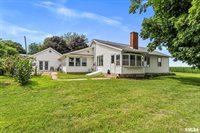 2576 285TH Avenue, De Witt, IA 52742