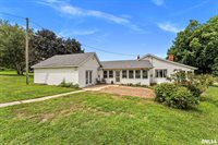 2576 285TH Avenue, De Witt, IA 52742