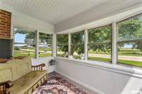 2576 285TH Avenue, De Witt, IA 52742